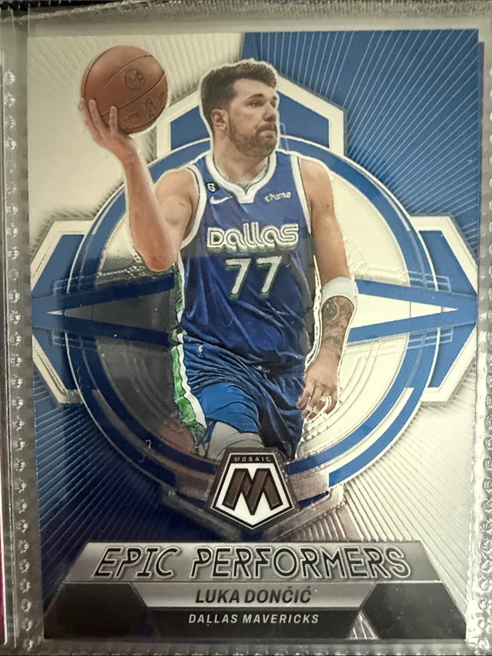 Luka Dončić Dallas Mavericks Epic Performers Basketball Card - Blue